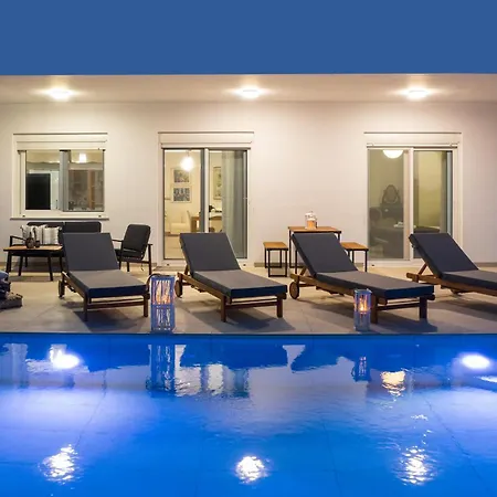 Aelia Luxury *